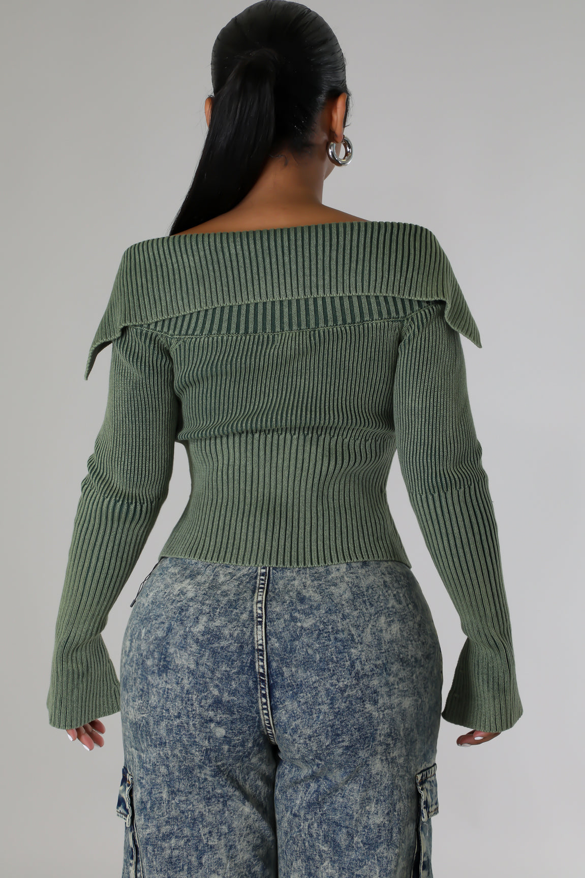 ‘OLIVE YOU’ luxe top