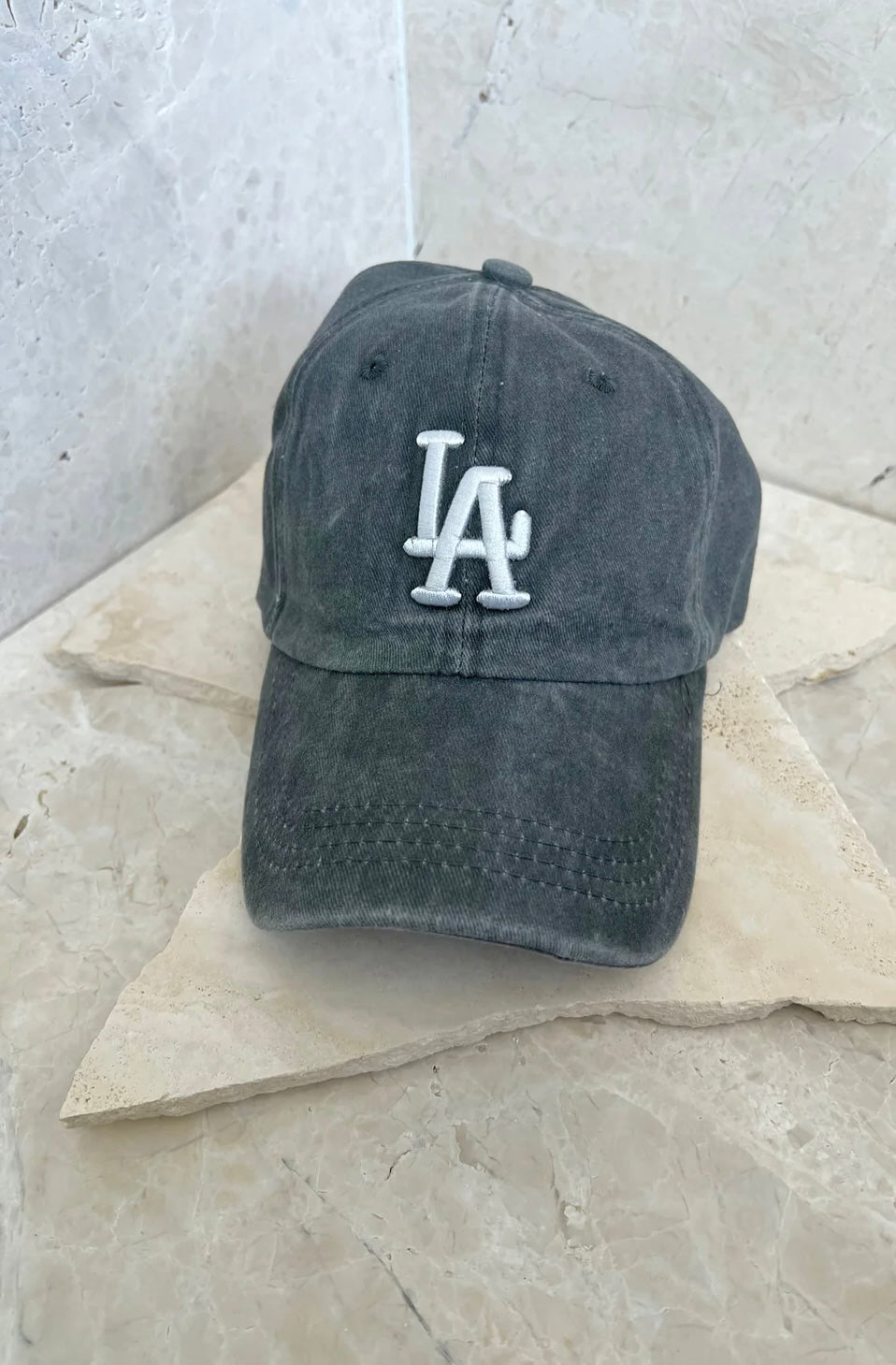 LA Vintage Embroidered Hat (9 colors)