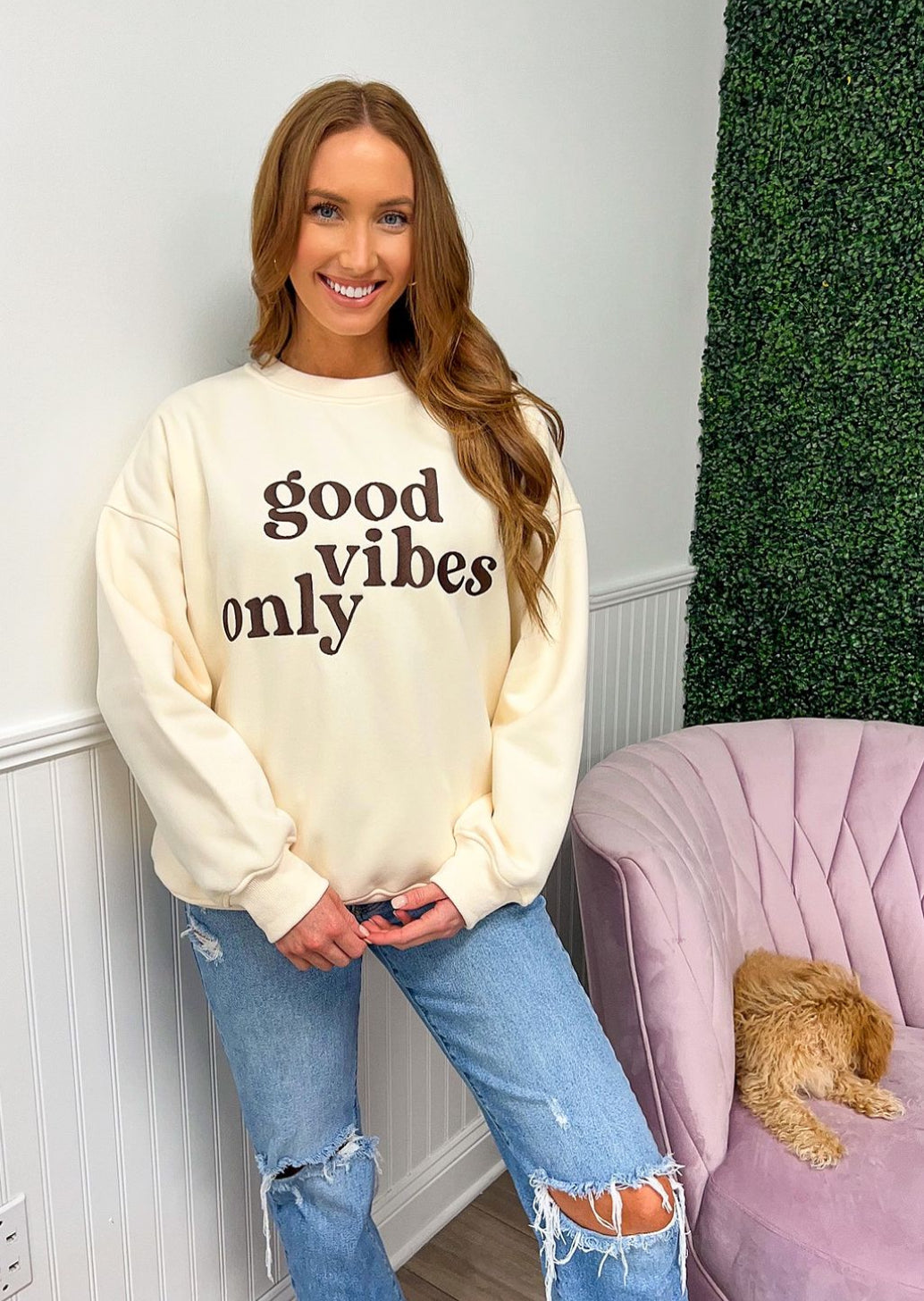 ‘GOOD VIBES’ embroidered sweatshirt