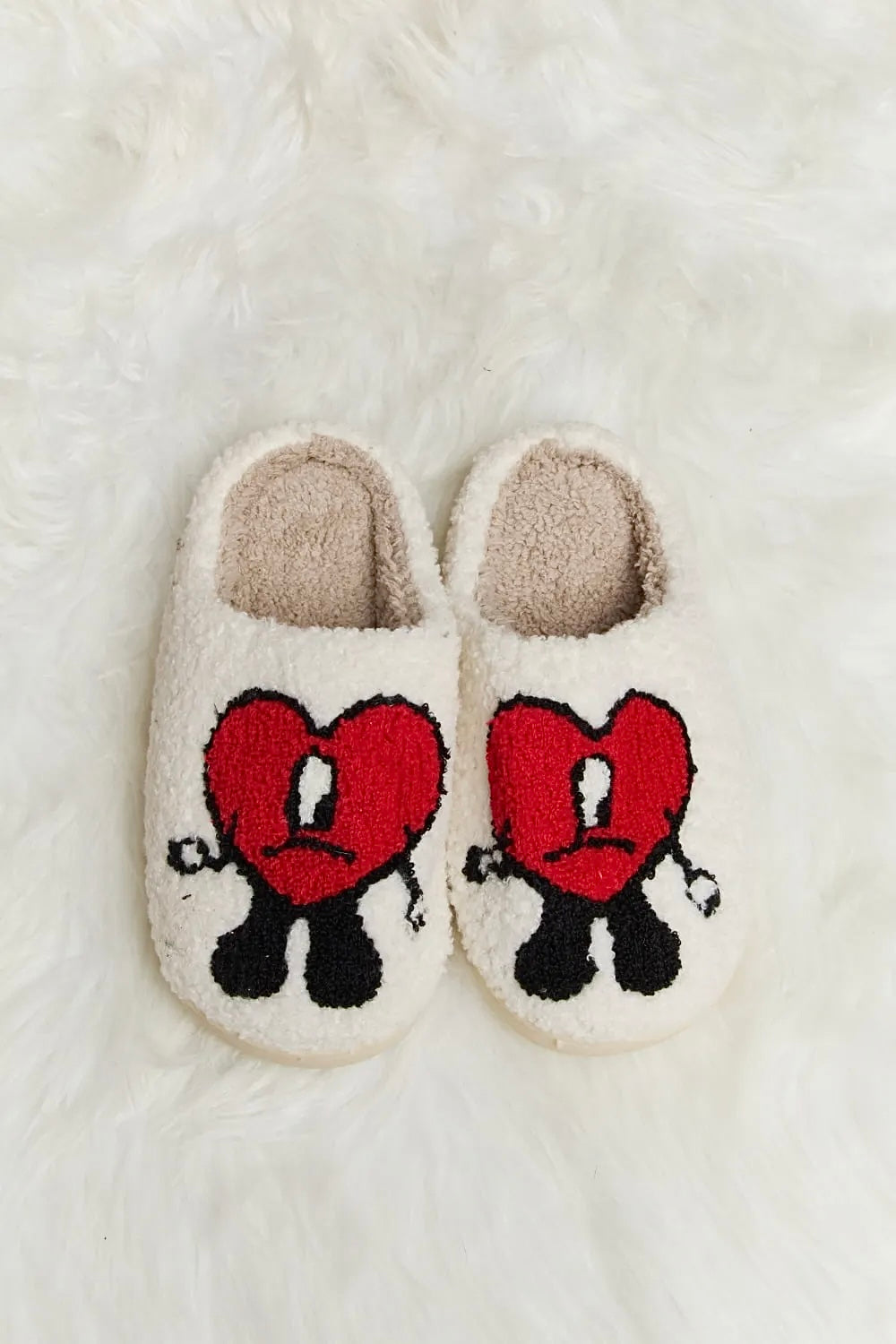 ‘BAD BUNNY’ slippers