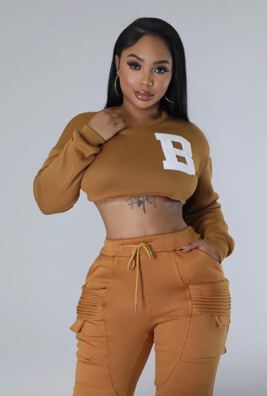 ‘BUSY B’ luxe crop crewneck