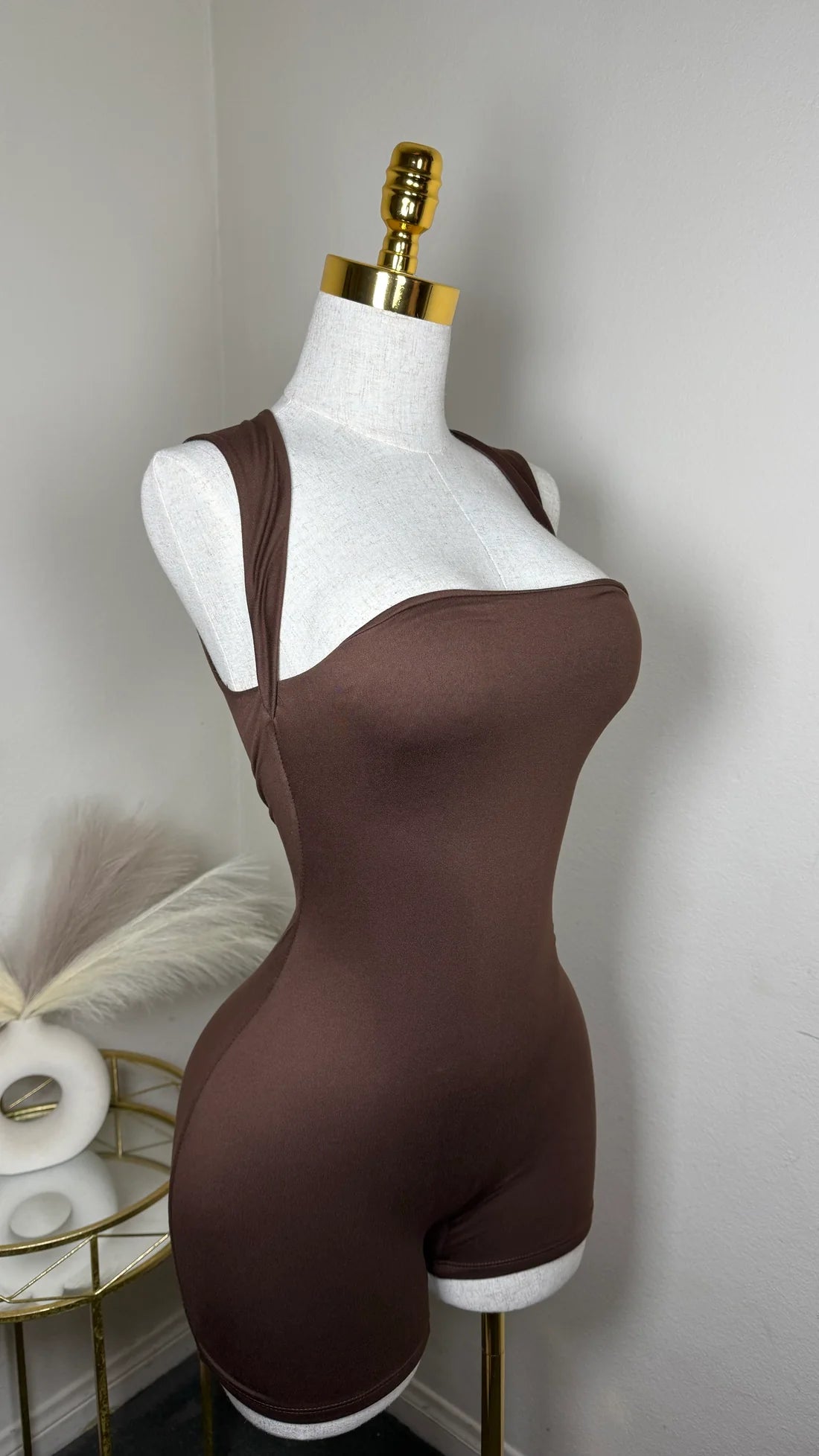 ‘ZAVEAH’ romper (2 colors)